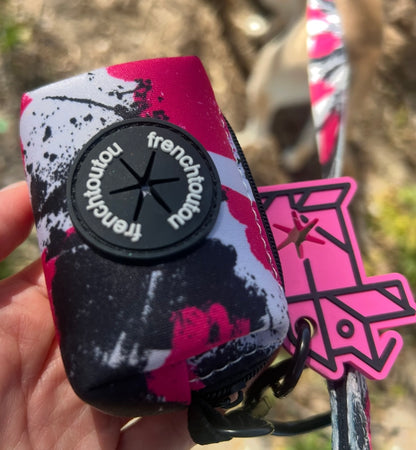 Dispensador de bolsas para excrementos – Práctico y compacto | FRENCHTOUTOU 