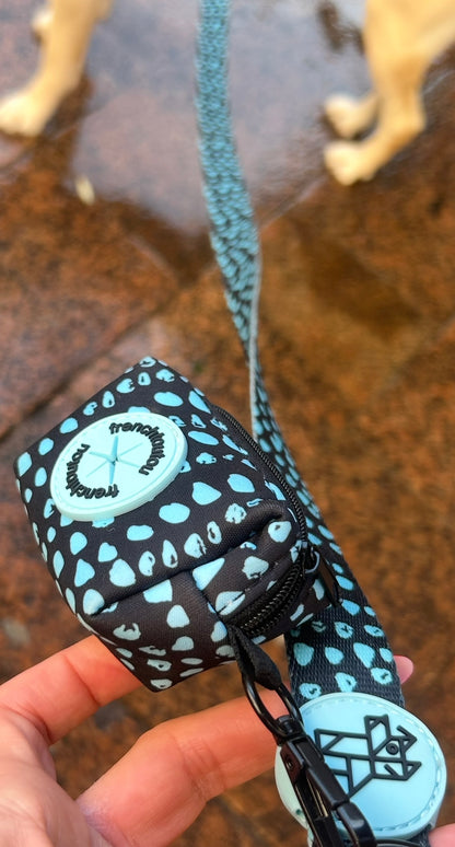 Dispensador de bolsas para excrementos – Práctico y compacto | FRENCHTOUTOU 