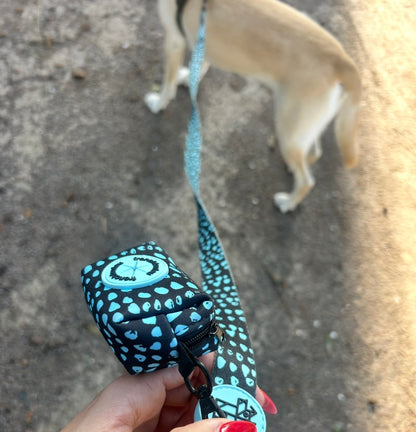 Dispensador de bolsas para excrementos – Práctico y compacto | FRENCHTOUTOU 