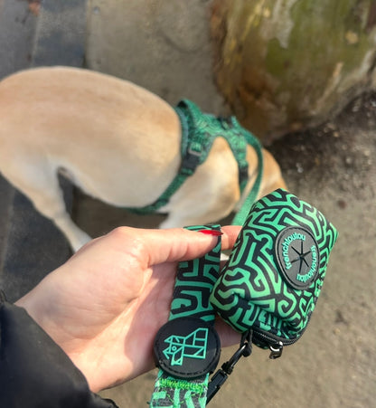 Dispensador de bolsas para excrementos – Práctico y compacto | FRENCHTOUTOU 