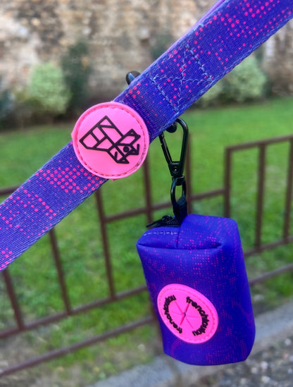 Dispensador de bolsas para excrementos – Práctico y compacto | FRENCHTOUTOU 