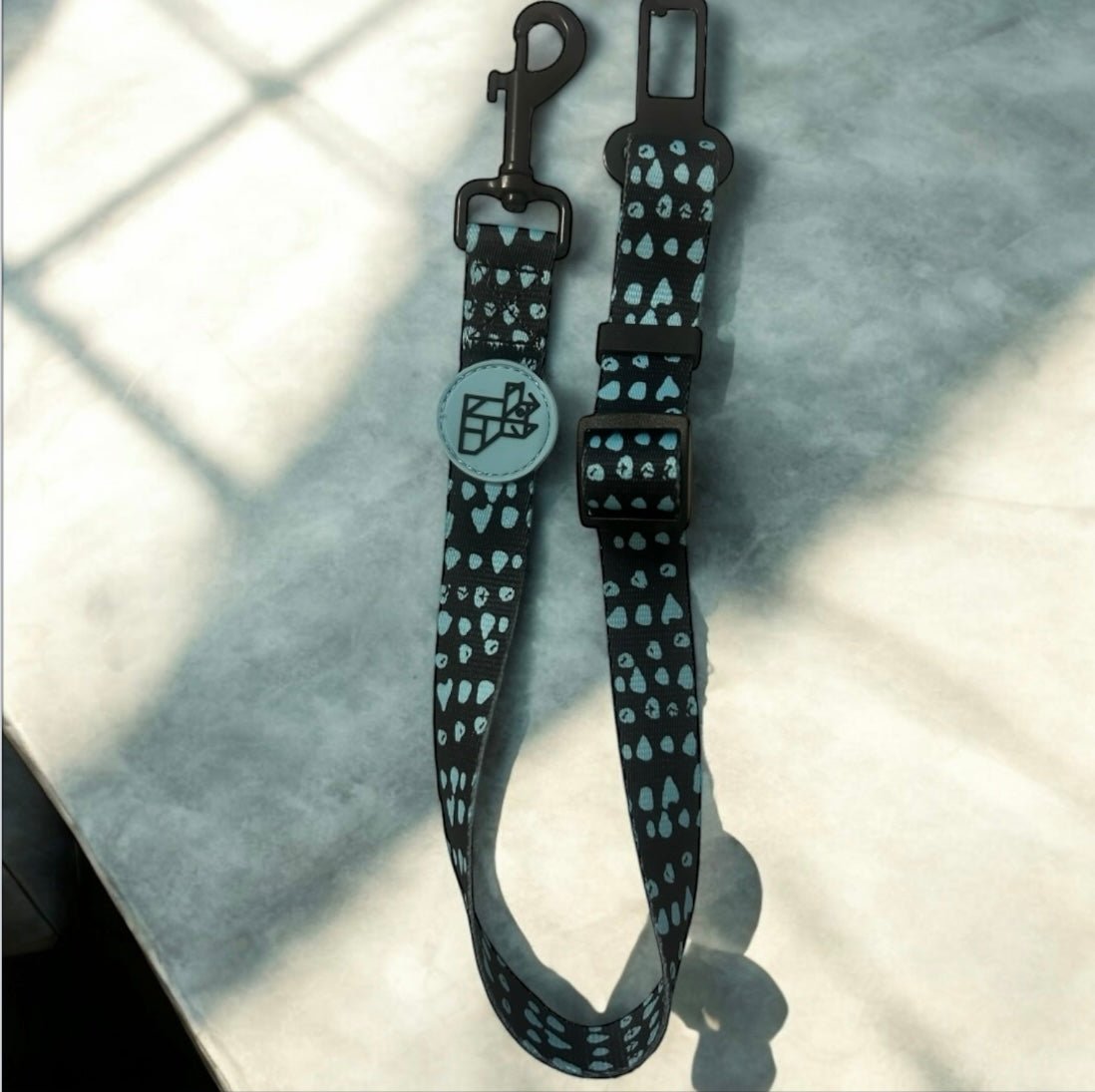 Ceinture de sécurité pour chien – Voyage sûr et confortable | FRENCHTOUTOU - FRENCHTOUTOU®